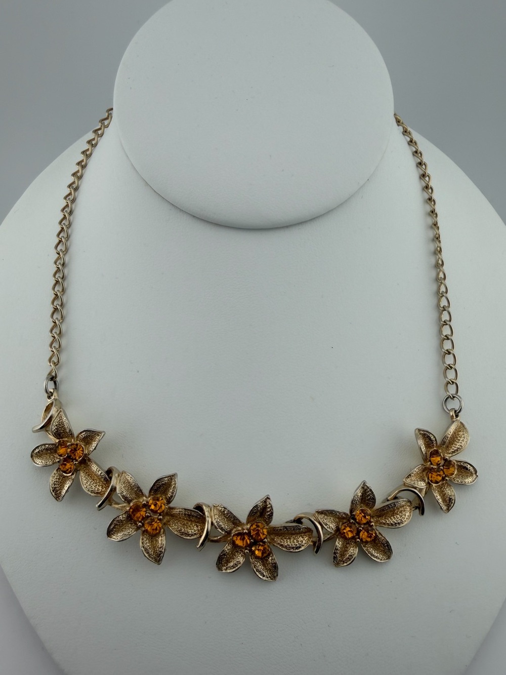 Coro Vtg 50’s Floral Crystal choker/ Necklace